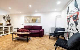 Beautiful Home At Basilca 3-4